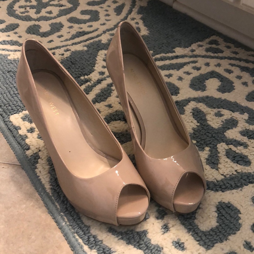 Nine West size 7.5 heels